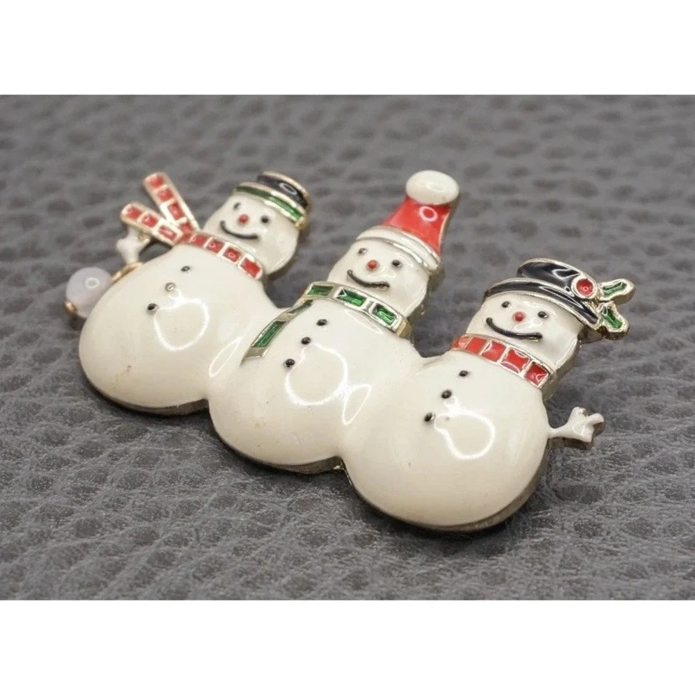 Vintage Snowman Brooch Pin Enamel Christmas Holiday Gold Tone